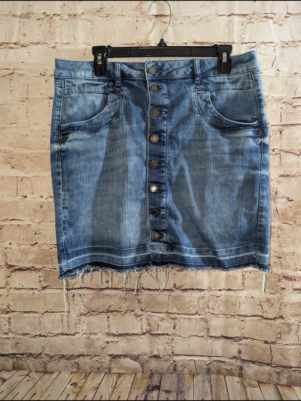 ~Mos Mosh Button Front Skirt Size 30 Excellent condition